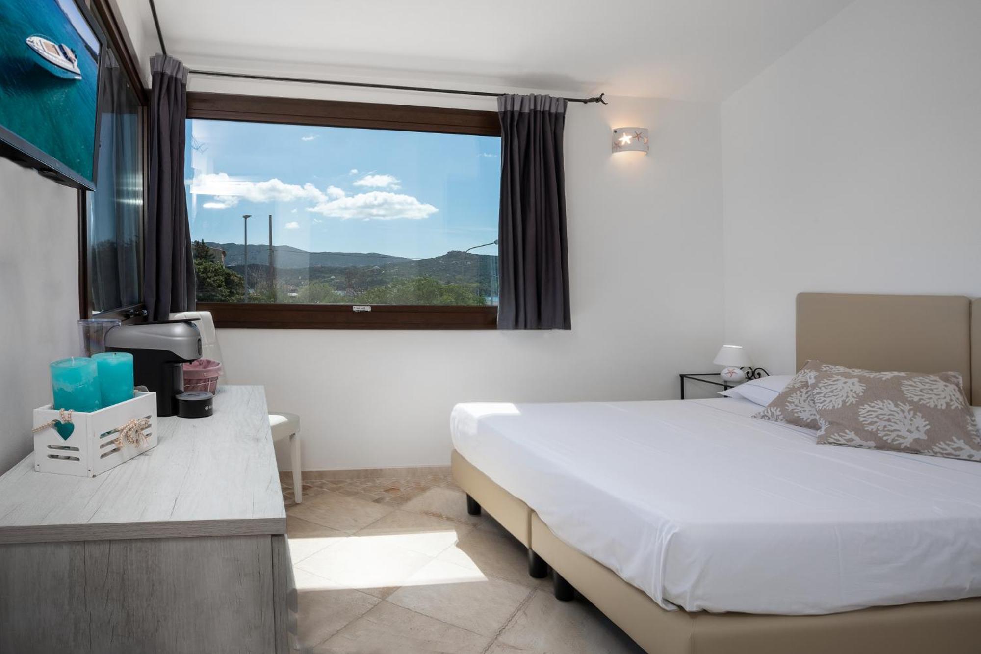 The Square Depandance Bed & Breakfast Cannigione Luaran gambar